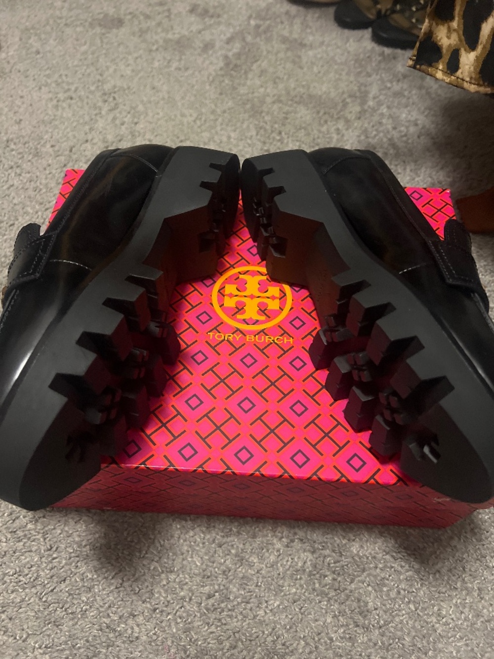 Women’s Tory Burch, chunky Cambridge calf loafer - Picture 2 of 4